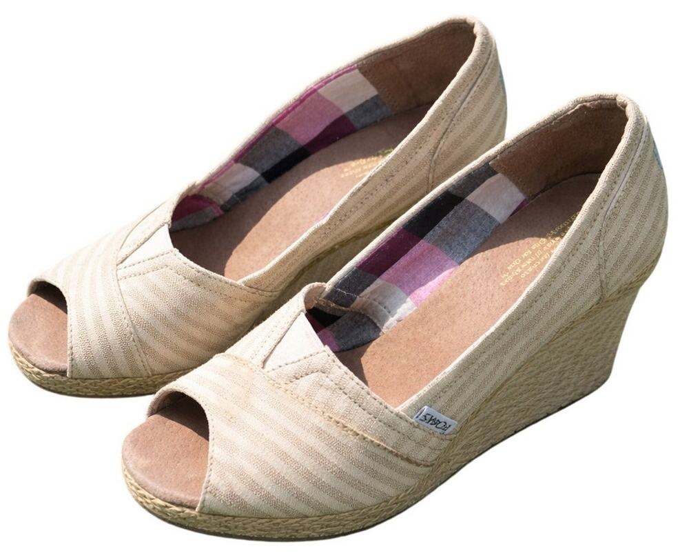 TOMS Beige Canvas Espadrille Wedge Peep Toe Slip On Shoes Womens Size 8